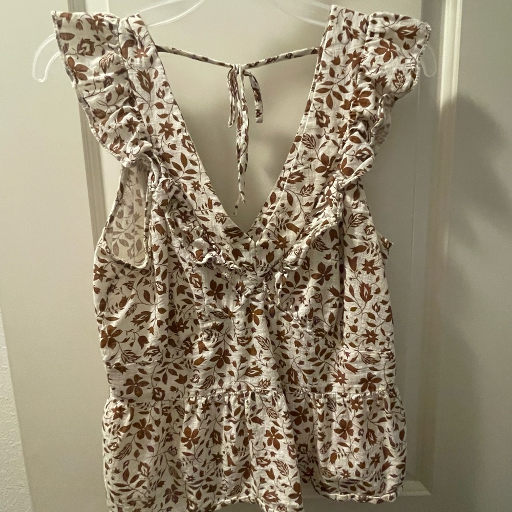 No shoulder cropped top